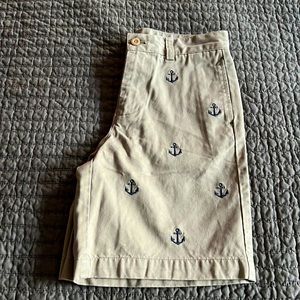 EUC Vineyard Vines Boys Embroidered Shorts Sz 10